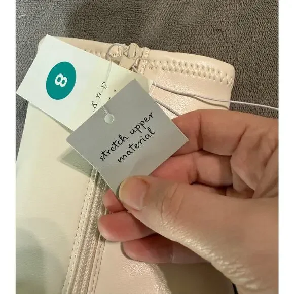 NWT A New Day Women's Stretch Kitten Heel Ankle Boots White Size 8 Spring - Picture 6 of 7